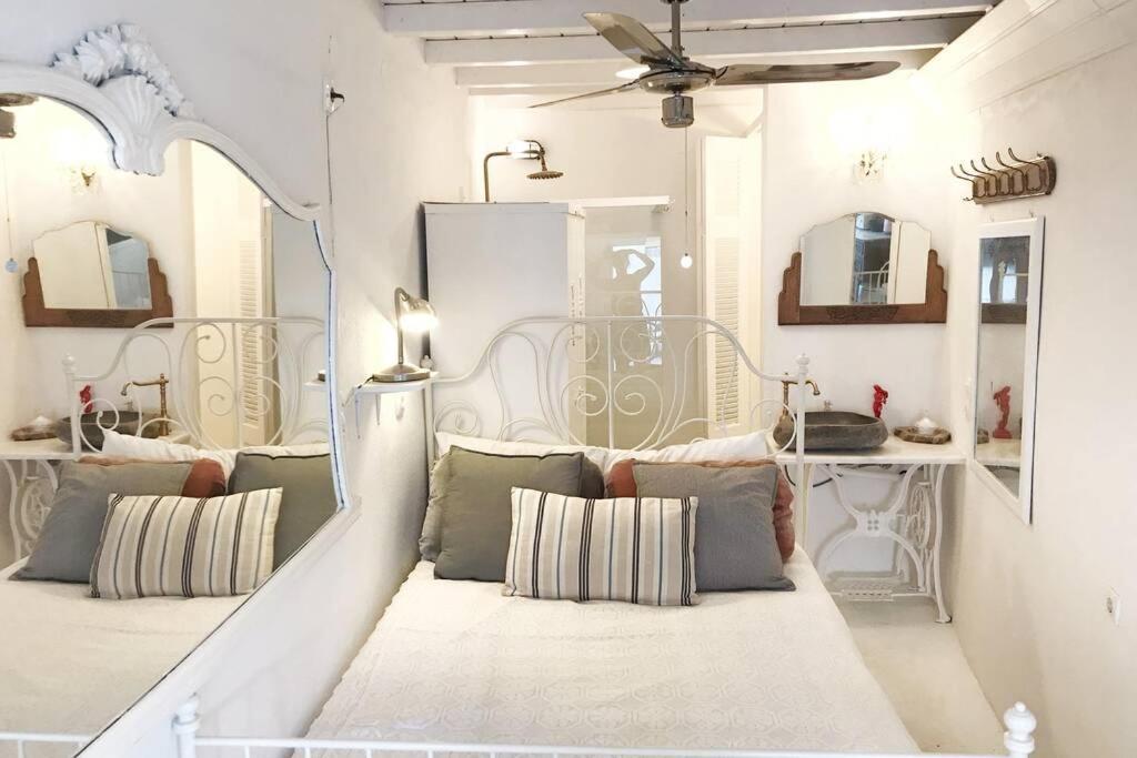 Villa Little Cactus Serifos Town Exterior foto